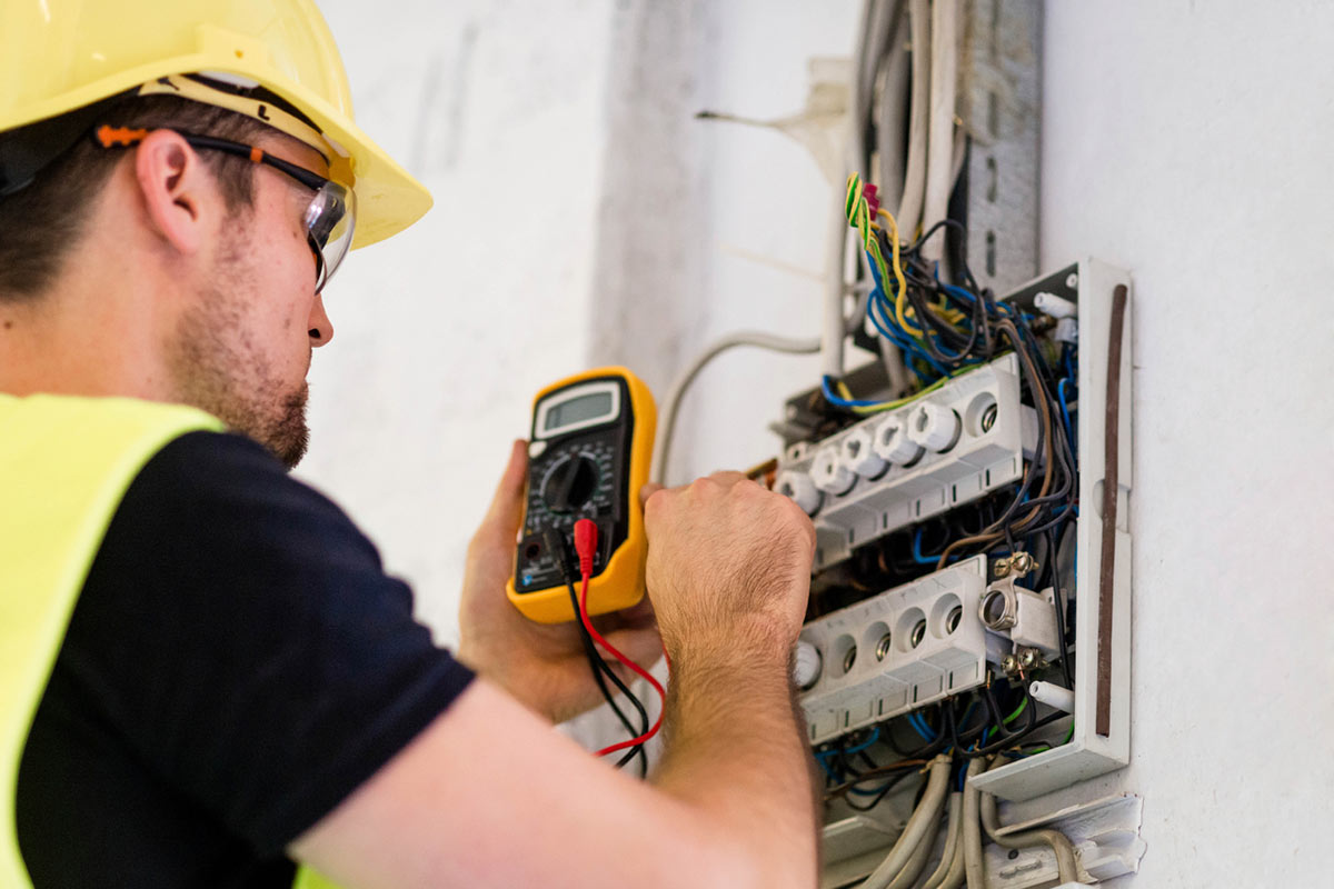 İzmir Elektrik Tesisat Ustası